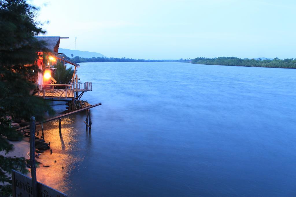 Samon Village Kampot Luaran gambar